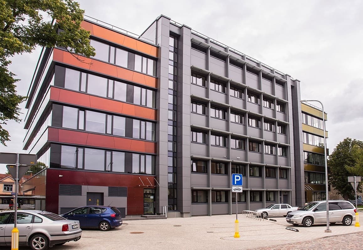 Ēkas pārbūve un teritorijas labiekārtojums