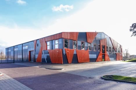 Ražošanas un biroja ēka